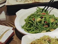 -东口码头·烧鸽子·鱼头泡饼·地方菜(金鹰悦城店)
