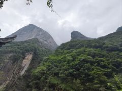 -鄣山大峡谷