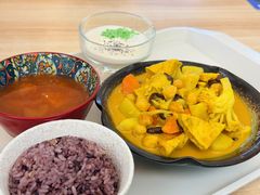 -轻蔬不用等·素食(江苏路店)