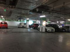 -联洋广场-停车场