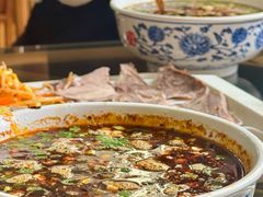 -吾穆勒蓬灰牛肉面·清真(北滨河中路店)