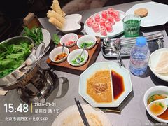 -鼎鼎香·港式火锅·臻选店(北京SKP店)
