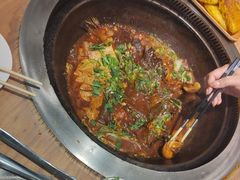 -咱屯子铁锅炖直营店(保利店)