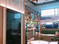 -百春原湖南牛肉粉(百联世纪店)