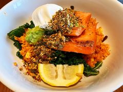 烟熏三文鱼泡菜波蛋饭-gaga(北京新中关购物中心店)