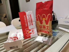 -华莱士·全鸡汉堡(济南大明湖店)