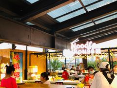 自助取餐区-莫子山·云中食街