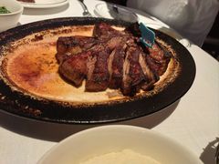 -Wolfgang’s Steakhouse 沃夫冈牛排馆(上海白玉兰广场店)