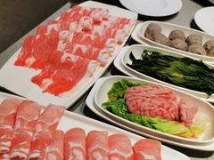 -海底捞火锅(新松江路生日主题店)