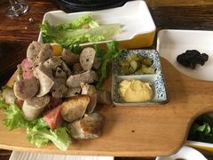 德式烤肠拼盘-有才叔的小馆(招商依云曲江店)