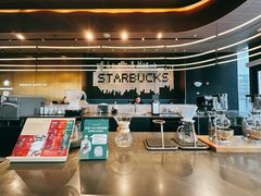 -星巴克臻选(上海虹桥新天地三店)