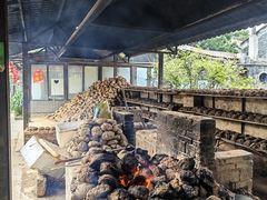 -御霞苑泥烩鸡休闲农庄