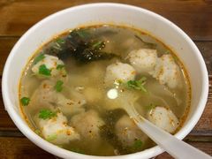 -手劲鱼丸馄饨铺(哈一百店)