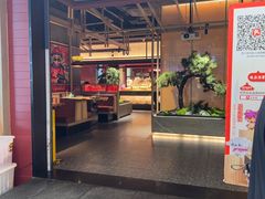 -芝小官毛肚火锅海鲜自助(苏州吴江区万宝店)