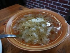 银耳羹-糖潮糖水铺(省府店)