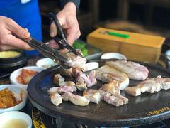 -Dombe豚(黑猪肉街店)