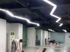 -雅米拉艺术中心(少儿舞蹈培训)