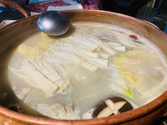 -三人行骨头王火锅(长寿店)