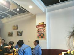 大堂-丽虹云南过桥米线(兴工街店)