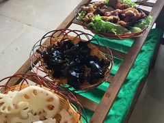 -阿婆情腊排骨火锅(金虹路店)