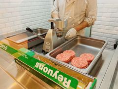 -The Habit Burger Grill 哈比特汉堡(爱琴海店)