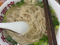 -小辫子羊肉面馆(周东店)
