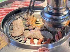 -哈哈碳都·牛肋条无限自助烤肉(台江万达店)