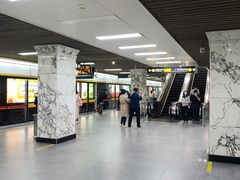 -烈士陵园(地铁站)