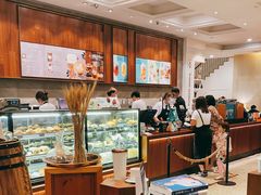 大堂-星巴克臻选(广州沙面店)