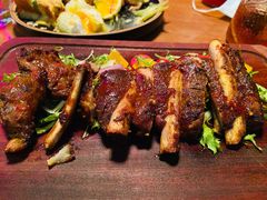 TiKi经典烤西班牙黑猪肋排-TiKi餐厅酒吧