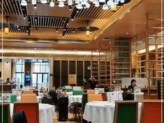 大堂-稻香酒家·34年老字号·港式粤菜(汉街店)