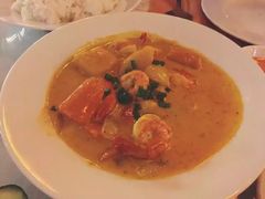 -Lanterns Vietnamese Restaurant