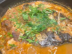 鱼头泡饼-八张桌子(老店)