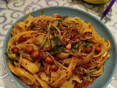 -巴特餐饮6加1音乐餐吧·新疆菜