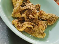 炸鱼皮-榮泰米粉湯(Left Shop)