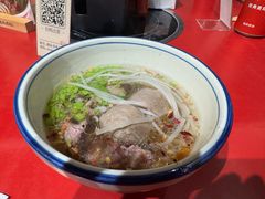 -潮汕·草根牛肉档(上海荟聚城市集市店)