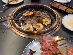 -火影不二碳烤牛肋条自助烤肉店榴莲鳗鱼生蚝(红山店)