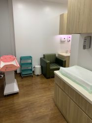 -睿宝儿科·眼科·口腔(静安大悦城门诊部)