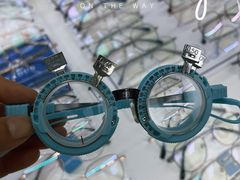 -潘多拉眼镜·蔡司依视路明月(潘家园店)