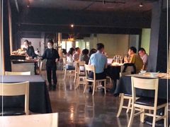 -穹六人间 people 6(岳阳路店)