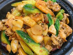 -江城燕子大排档(江汉路步行街店)