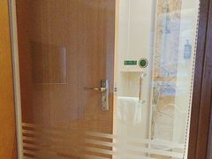 -维也纳酒店(成都春熙路李家沱地铁站店)