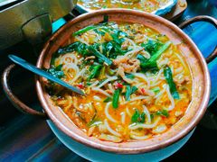 砂锅米线-88号小吃店·经典云南菜·地道纳西美食