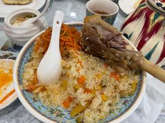 -汗腾格里·风味餐厅(新疆驻京办店)