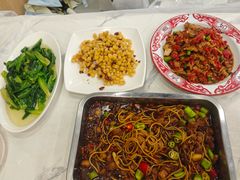 -江城燕子大排档(江汉路步行街店)