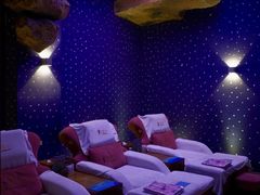 -秘地·影院式足浴SPA(凤三旗舰店)
