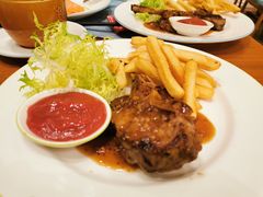 -济南香格里拉·咖啡泉自助餐厅