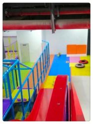 -蹦贝运动中心·蹦床·攀岩·闯关(龙岗店)