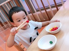 -小门牙好性格托育(北外滩中心)