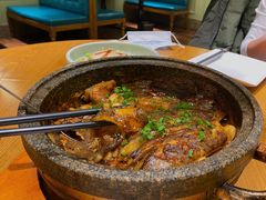 砂锅蝶鱼头-新海渔港·胶东海鲜家常菜·家宴(奥体中心店)